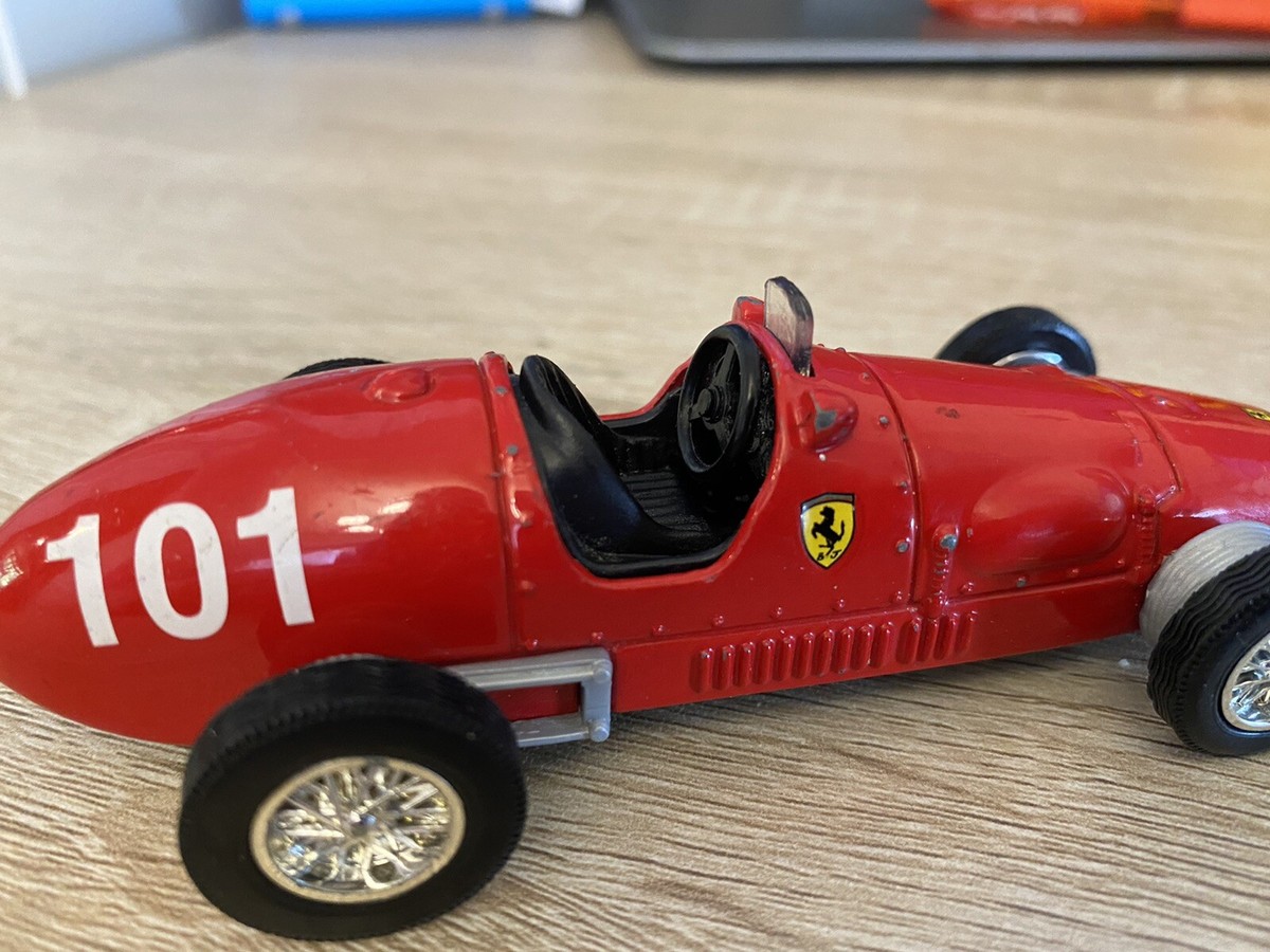 ferrari 1952 500 F2 red diecast 1/35 Scale Rare Car Race Car