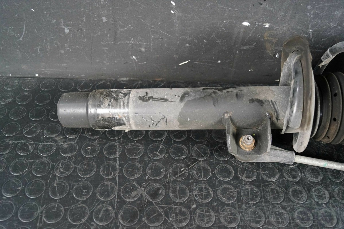 BMW 3er F30 330d 340i Federbein Stoßdämpfer vorne 6873801 