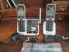 At&T 2 Handset Cordless Phone Answering System CRL82212 Caller ID/Call Waiting