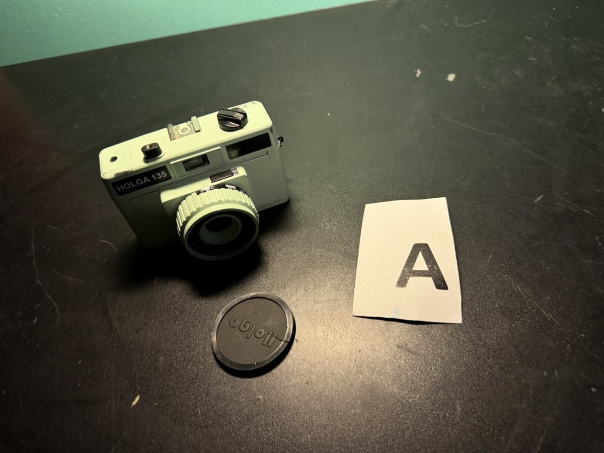 Holga 135 Film Camera 35mm Teal Blue Green Point Shoot Vintage