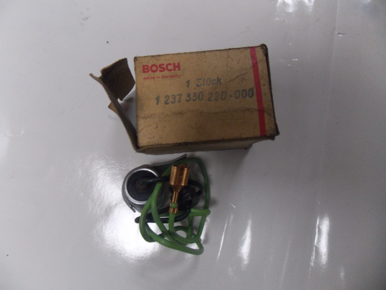 NEW OEM GENUINE SUPPRESSION CAPACITOR 1237330220 Bosch