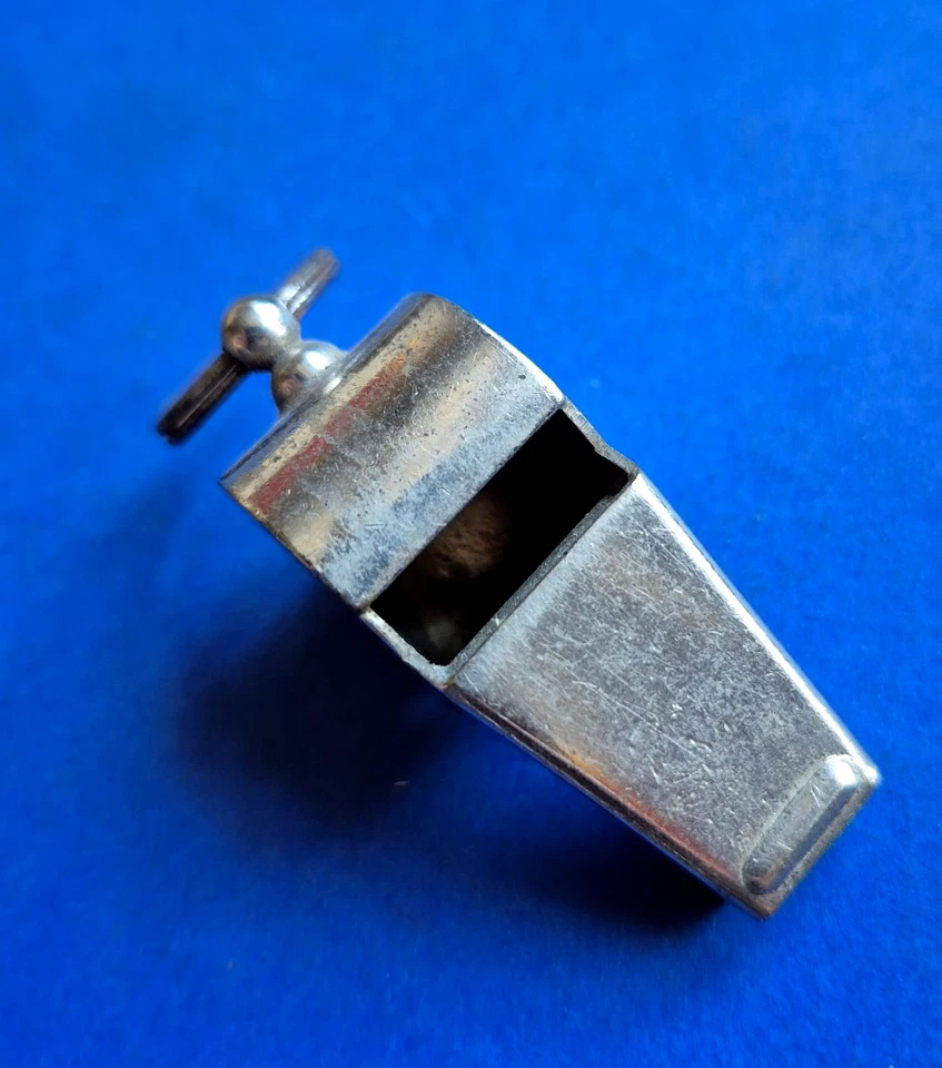 Ancien Sifflet Metal à Bille en Bois de marque COSSON - Photo 3/3