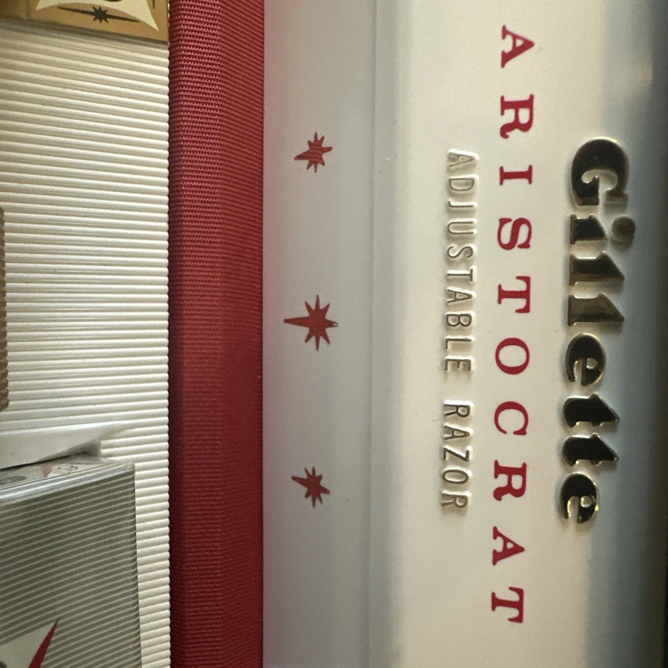 1961 Gillette ARISTOCRAT 22K Gold Slim Adjustable Vintage Safety Razor Set NEW - Image 4 of 4