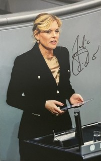 Julia Klöckner signiertes Autogramm 10x15