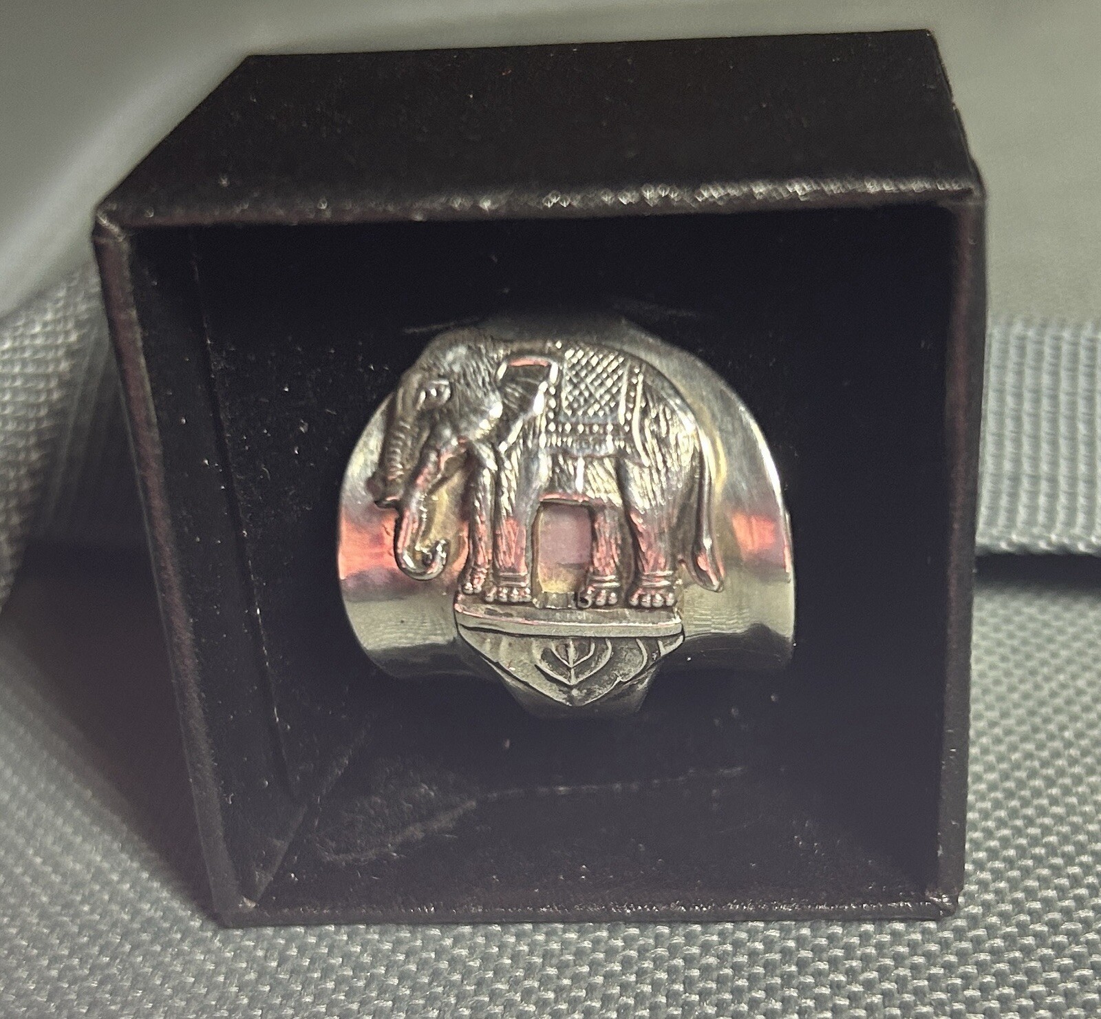 Sterling Silver .950 Elephant Ring Handcrafted of… - image 1