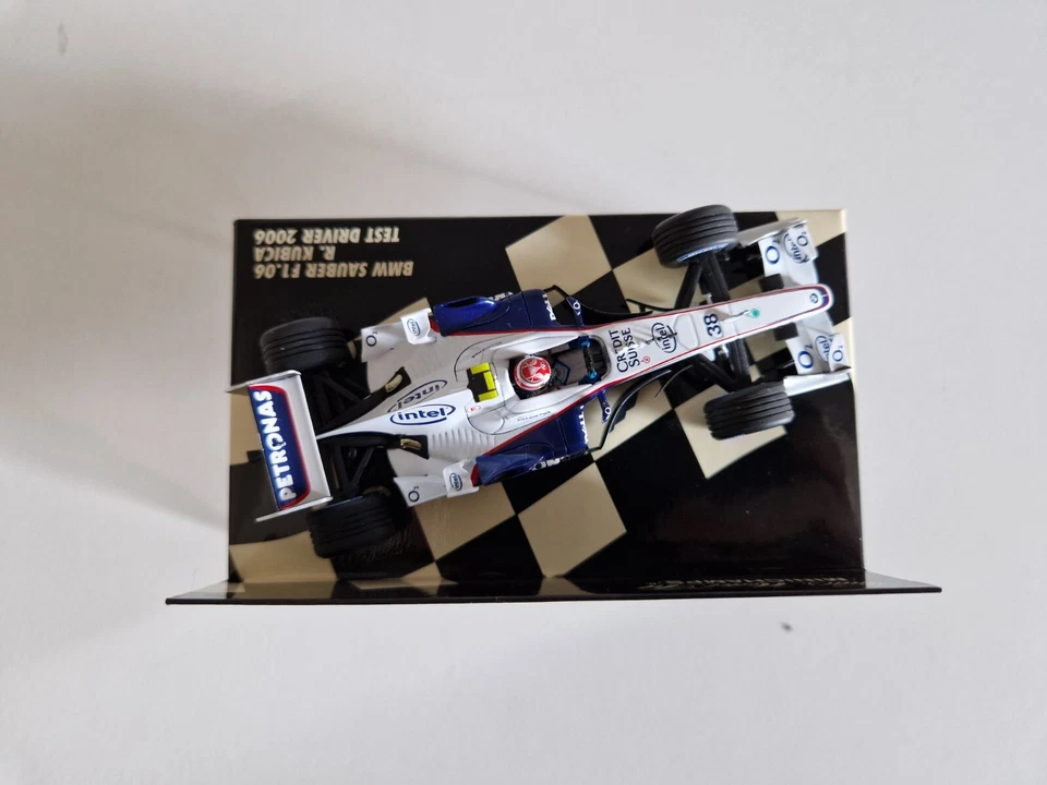 Minichamps 1/43 BMW Sauber F1.06 R. Kubica - Test Driver 2006 - 400060038 - Immagine 3 di 4