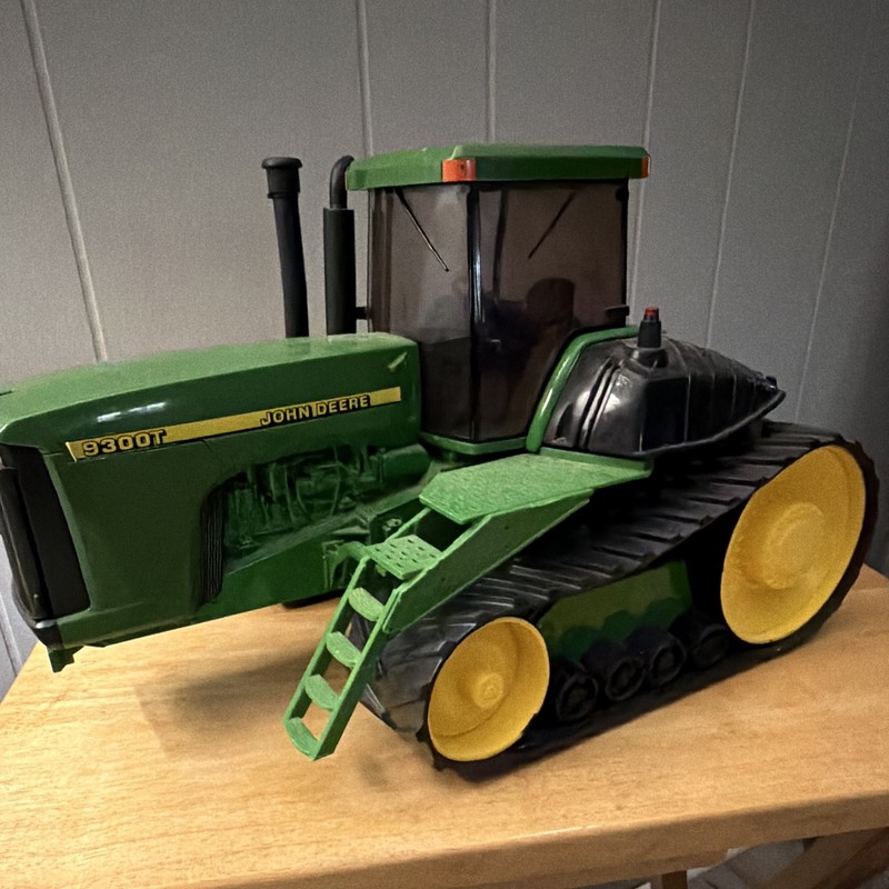 John Deere 9300T Green & Yellow Tracked Tractor Toy Agriculture Theme