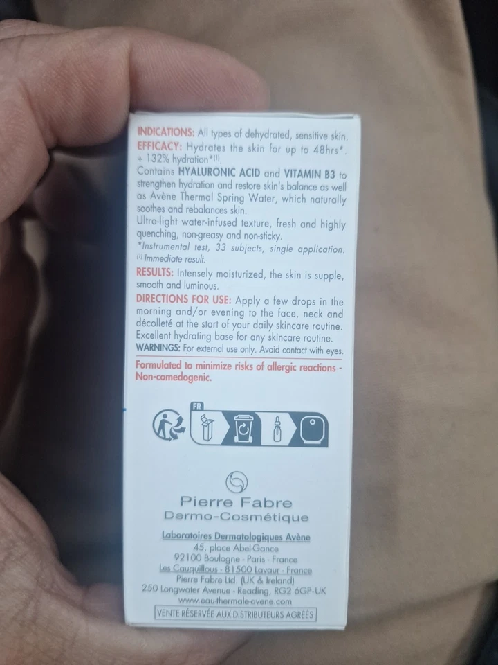 Suero hidratante concentrado Avene Hydrance Boost (30 ml/1 fl) nuevo 01/2027 Foto 2 de 3