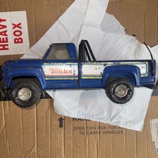 Vintage tonka 4x4 pickup truck blue motorcycle floor jack removable tyres 1970’s