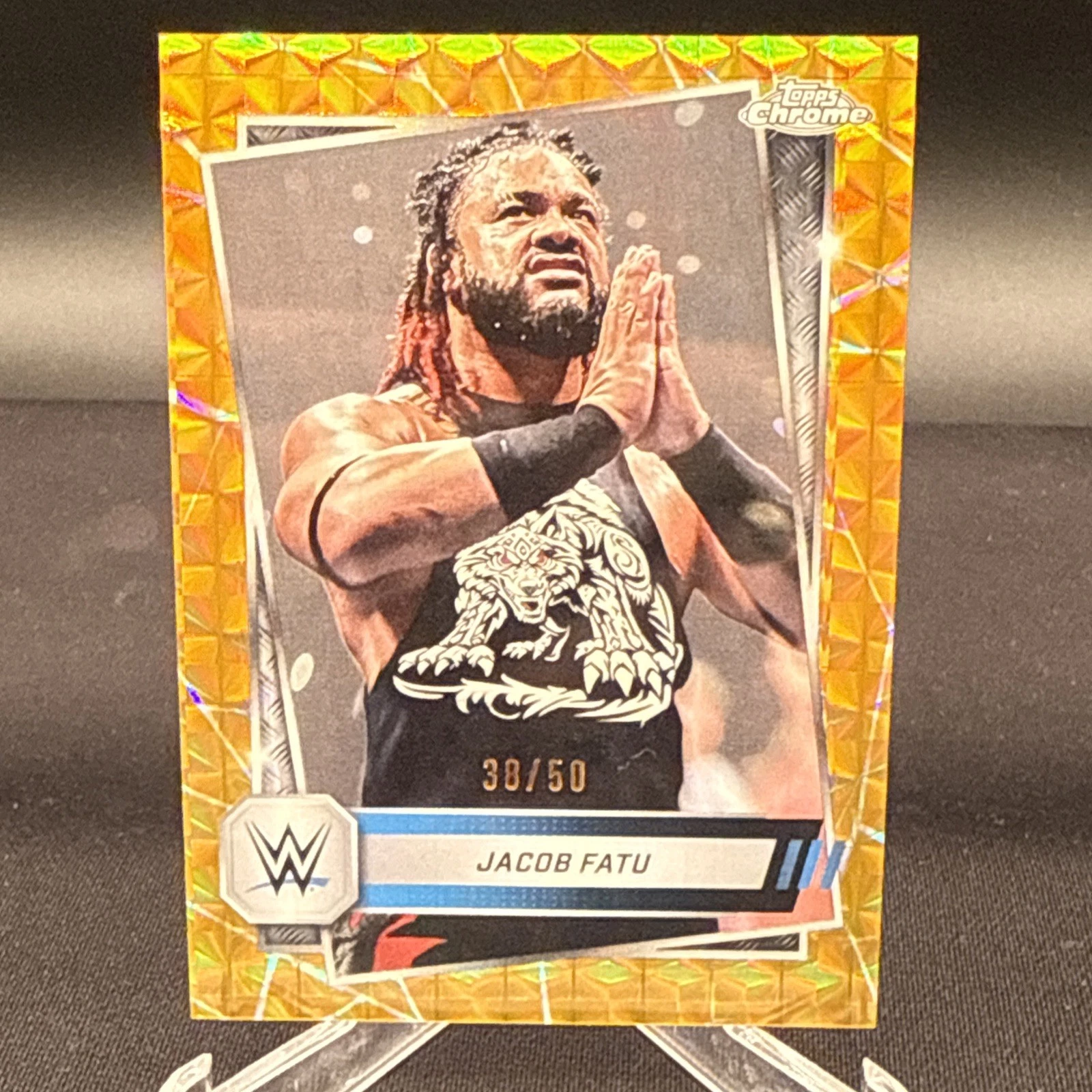 Jacob Fatu 2025 Topps Chrome WWE 38/50 Gold Geometric Refractor Rare Card #100