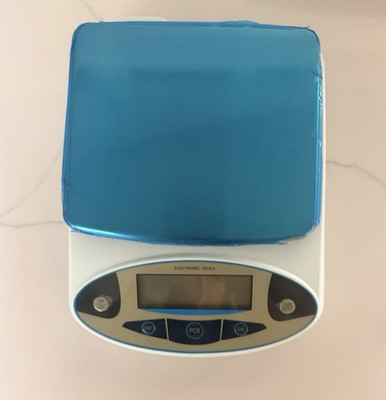 Electronic Precision Balance Scale 10,000g x 0.1g Digital Lab Scale Draft Shield