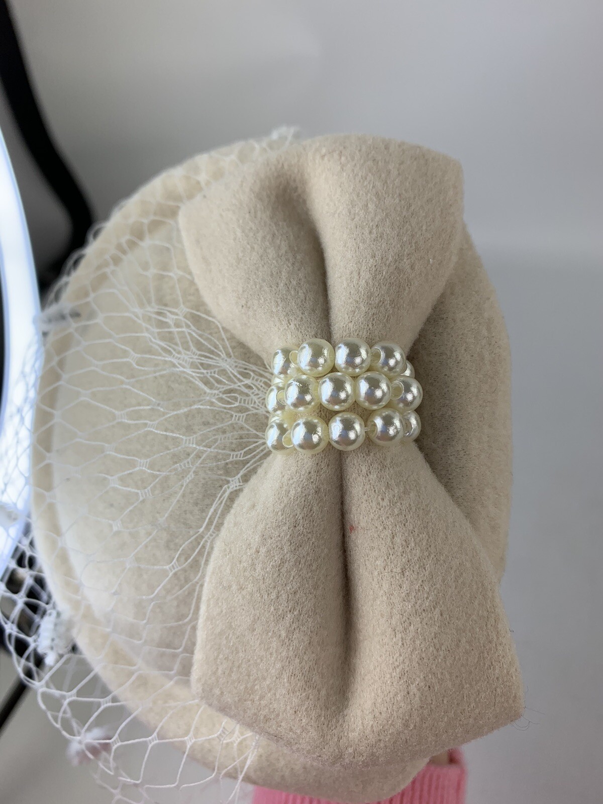 Fascinator Beige Mesh Bow Hat Clip In Cream Hair Accessories Races