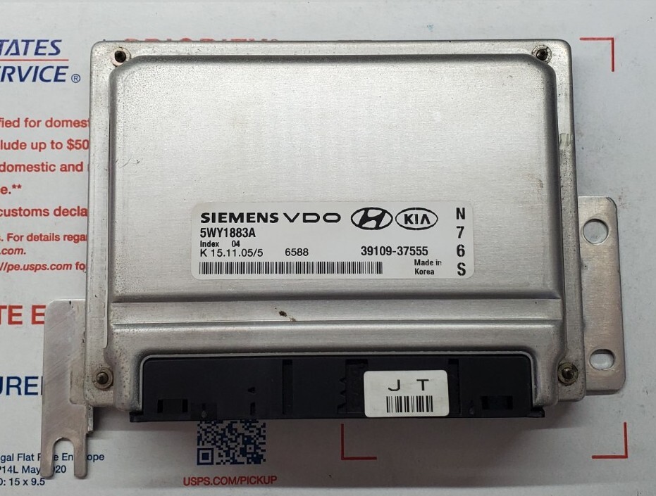 2006 Hyundai Santa FE Engine Computer ECM 39109-37555 5wy1883a 2.7 