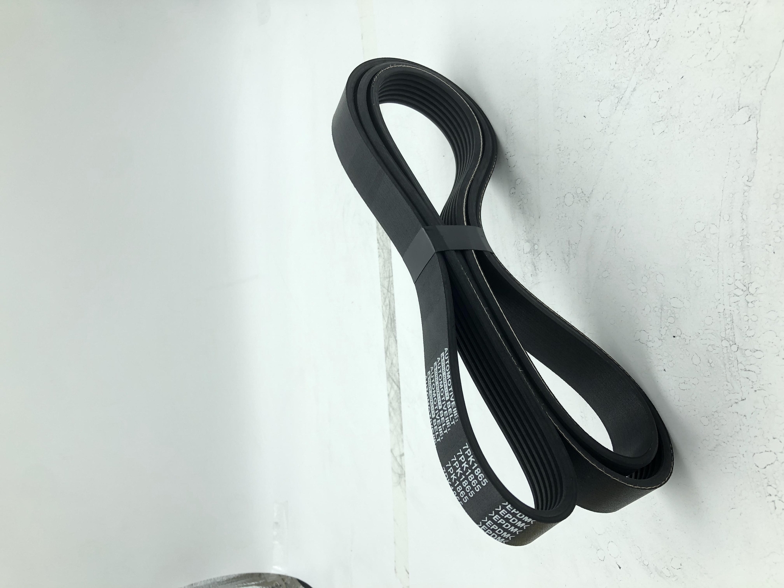 EPDM Serpentine Belt 7PK1865 for BMW 135i 335i 535i X1 Viper Dodge Land