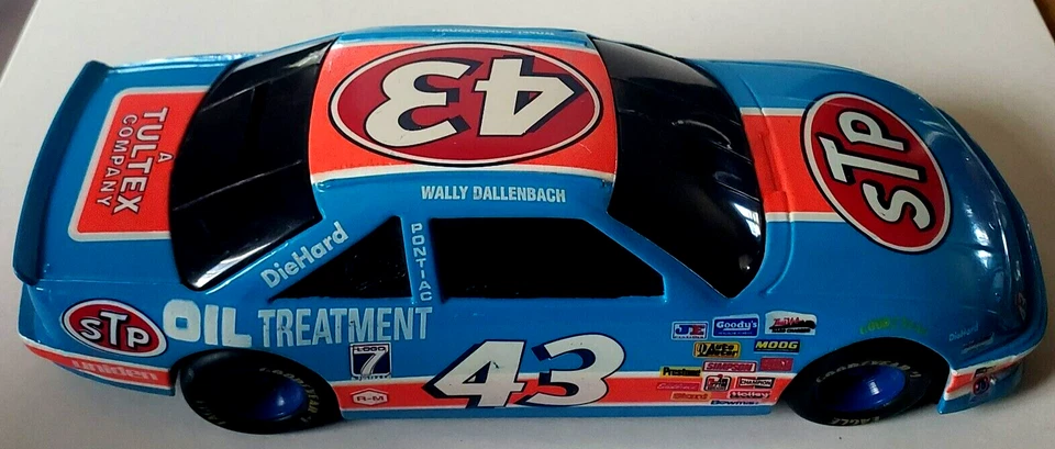 Banco de monedas fundidas a presión Wally Dallenbach Racing Champions 1993 1/5.000 sin llave Foto 2 de 4