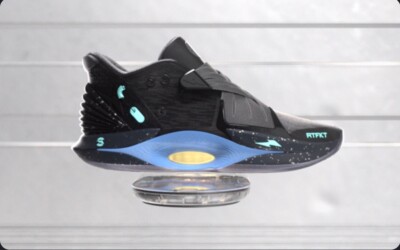 Rare RTFKT Cryptokicks iRL Blackout M Size 9.5 Limited Edition