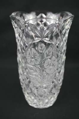Vintage (60er Jahre) Böhmen handgeschliffene Kristallvase, 21 cm, 24%, verpackt, top