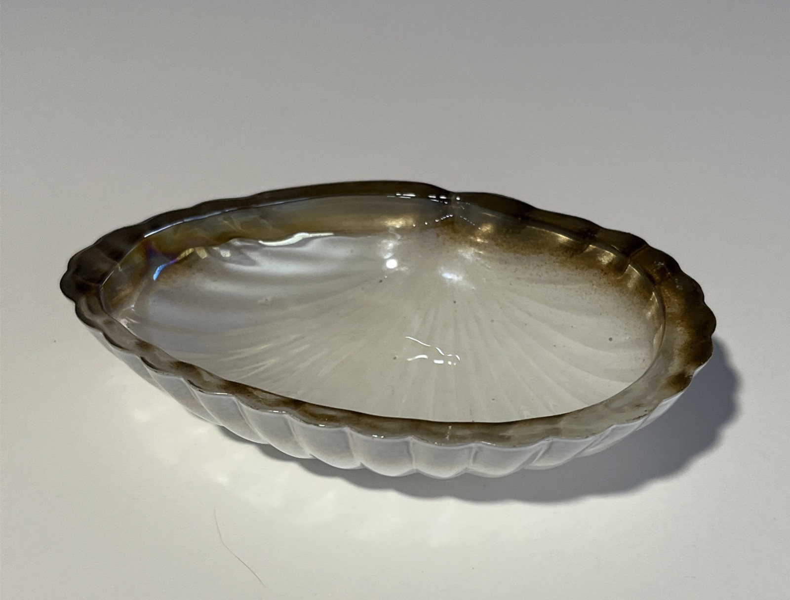 Painted Glass Clam Shell Trinket Dish White w/ Brown Edging 6.25