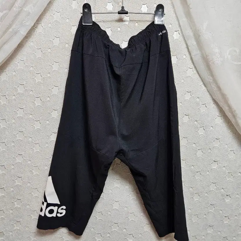 Adidas Women's 3/4 Length Shorts, Size 160, US 95-100 thumbnail 6