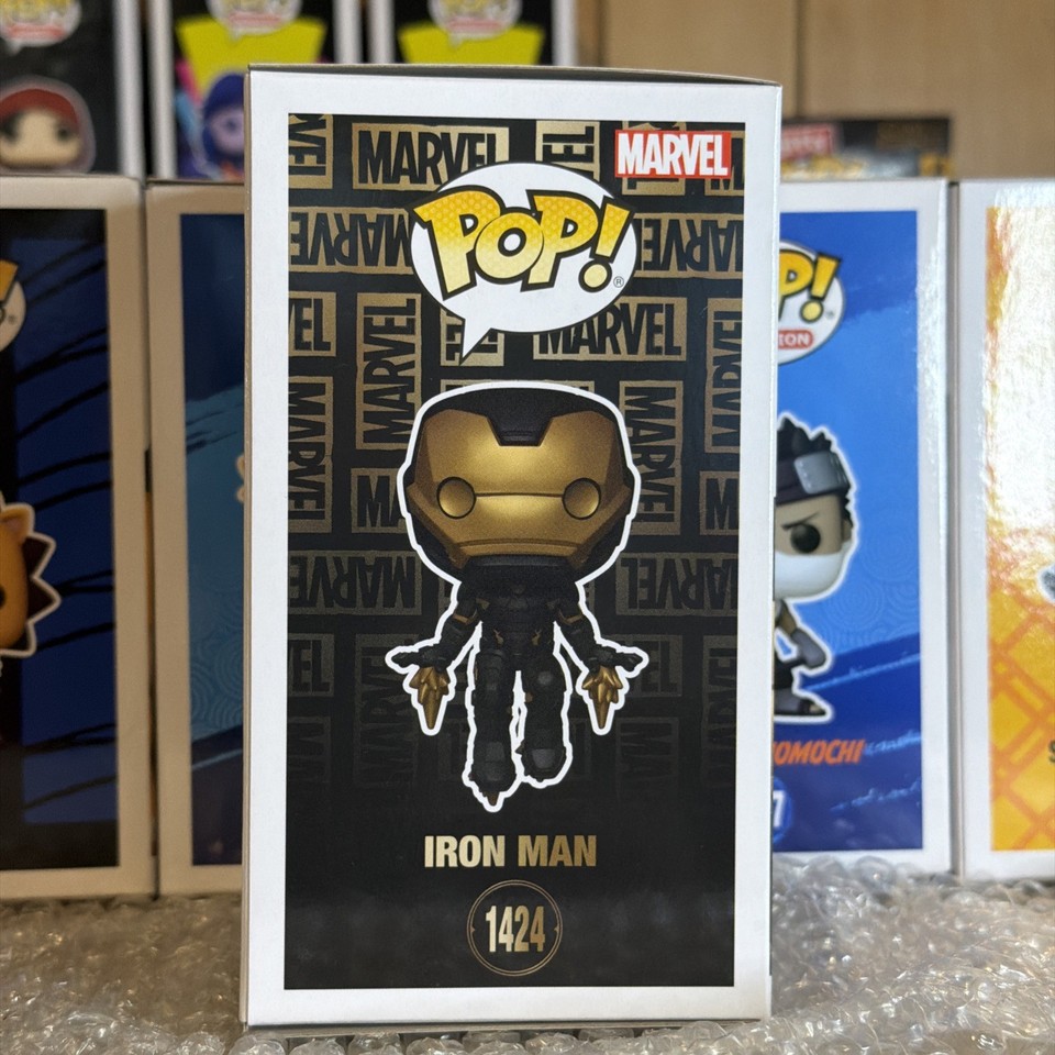 Funko Pop Deluxe Marvel Sala de Armaduras Iron Man Modelo 4 Exclusivo
