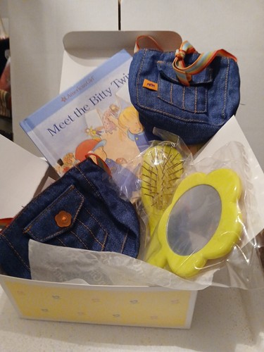 American Girl Puppenhaar Set und 2 Denium Geldbörsen mit Buch