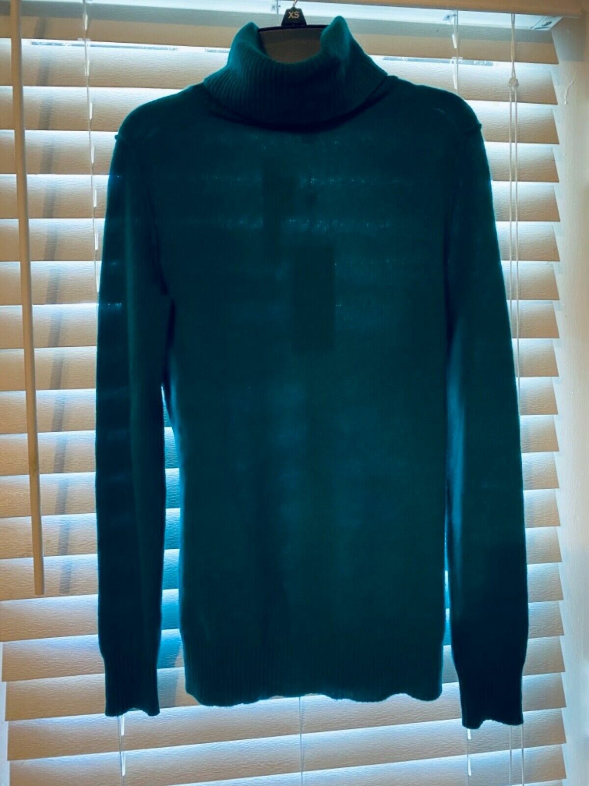 Picture 1 of 2