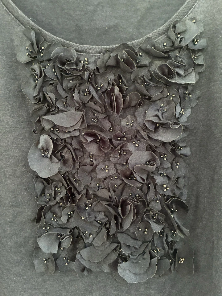 Camiseta sin mangas Charter Club para mujer floral con cuentas mezcla de algodón transparente azul marino 1X Foto 3 de 4