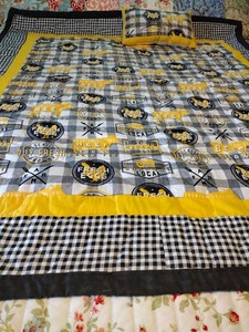 New Farmhouse Quilt Handmade Cozy Nursery Boys -Girls Large 47"-42" Beautiful!