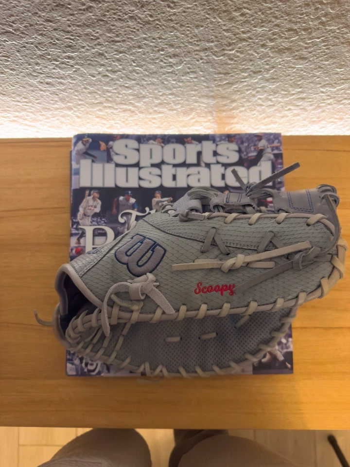 Luva de beisebol personalizada “Scoopy” Wilson A2000 primeira base - Imagem 2 de 4