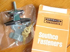 Southco Fasteners 92-10-107 T-Latch locking handle NOS