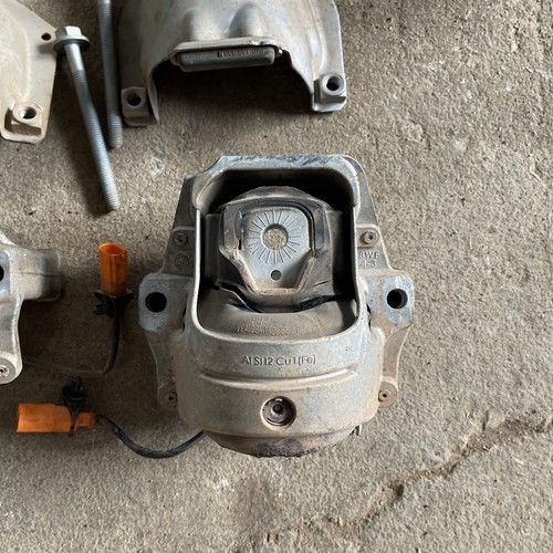 1217 AUDI A4 Engine Mount Set 8R0199381AE eBay