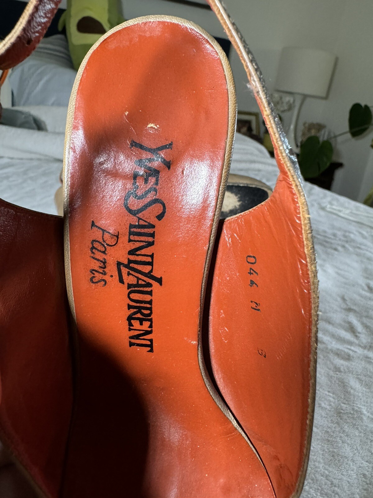 Scarpa YSL Yves Saint Laurent vintage anni '70 tacco alto NUDA colore pelle 8