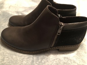 reiker womens ankle boots