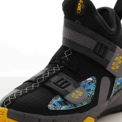 youth lebron soldier 13