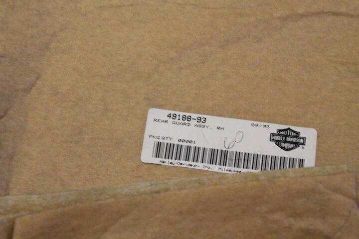 NEW HARLEY DAVIDSON RIGHT REAR GUARD ASSY PART# 49188-93 - Image 2 of 3