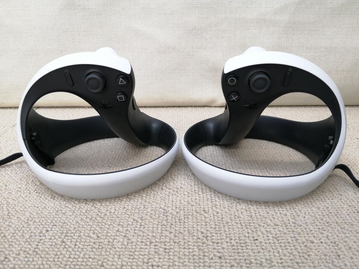 SONY CFIJ-17001 PlayStation VR2 Horizon Used Product From SONY CFIJ-17001 PlayStation VR2 Horizon Used Product From