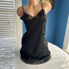 VTG Full Dress Slip HOLLYWOOD VASARETTE Nylon Black Lace Trim Size 36