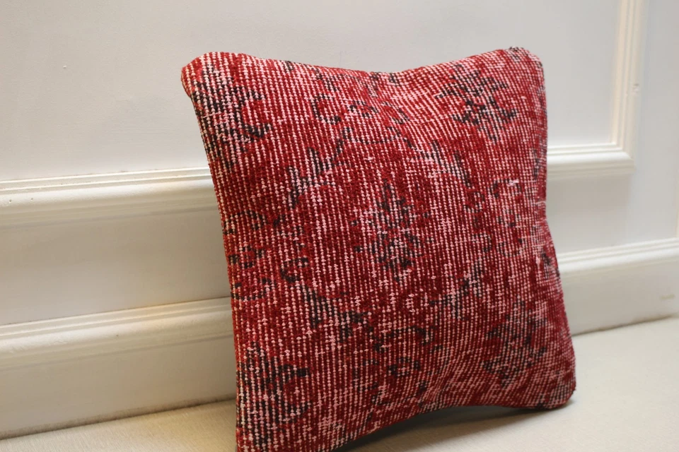 Vintage Turkish Kilim Pillow Cover 16x16 – Handmade Red Decorative Cushion - Image 4 of 4