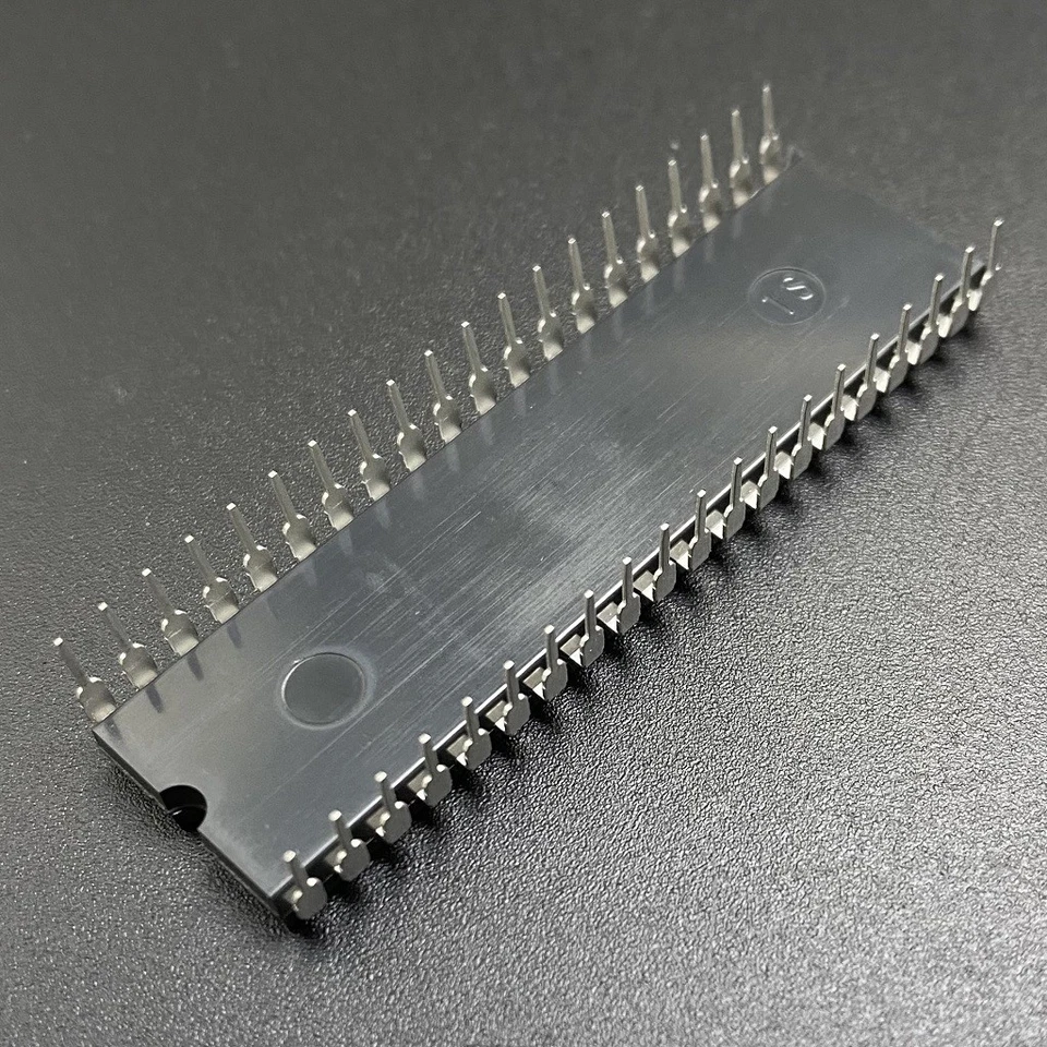 Toshiba TMP8085AP-2 CPU Plastic DIP40 5MHz 5V 8085 8-bit HMOS Processor - Image 2 of 4