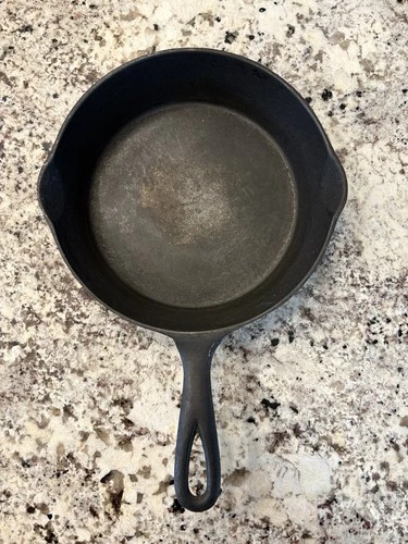 Vintage Wagner Ware Sidney 1055c Cast Iron skillet pan