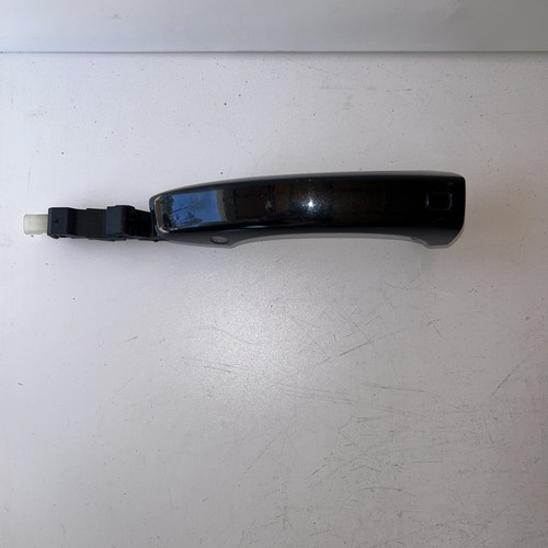 2012 2013 2014 2015 2016 2017 2018 AUDI A8 S5 - LEFT EXTERIOR DOOR HANDLE