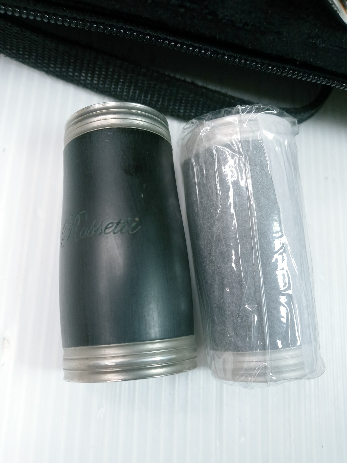 Rossetti Clarinet Wood Grain Black w/ Vandoren 5RV Mouthpiece & Case