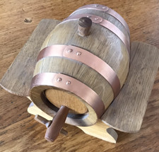 vintage TONNEAU à VIN tonnelet en BOIS massif SWISS MADE viticulture barrique