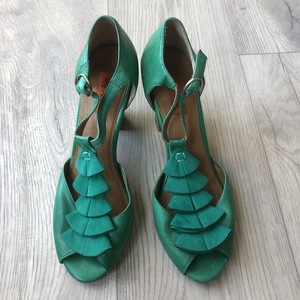 sandalia verde esmeralda