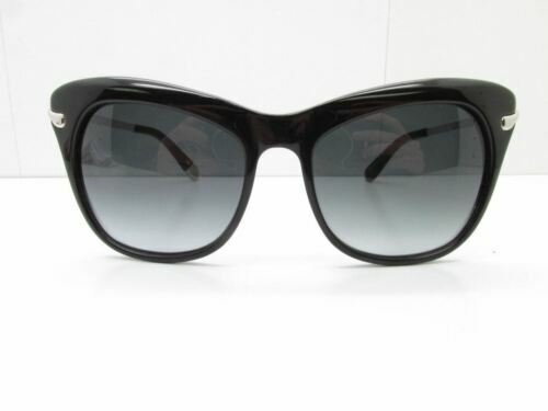 Juicy Couture Women display picture 3