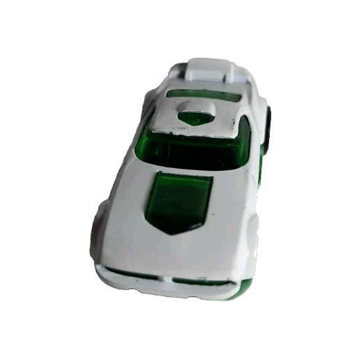 Pre-Owned White Hot Wheels Fast Fish #55 Die-Cast Car - 1:64 Scale