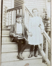 Victorian Antique Cabinet Card Photo of a Children Kids Siblings Family
