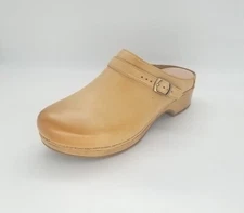 9236 Dansko  Berry Milled Burnished Tan Mules Size 41