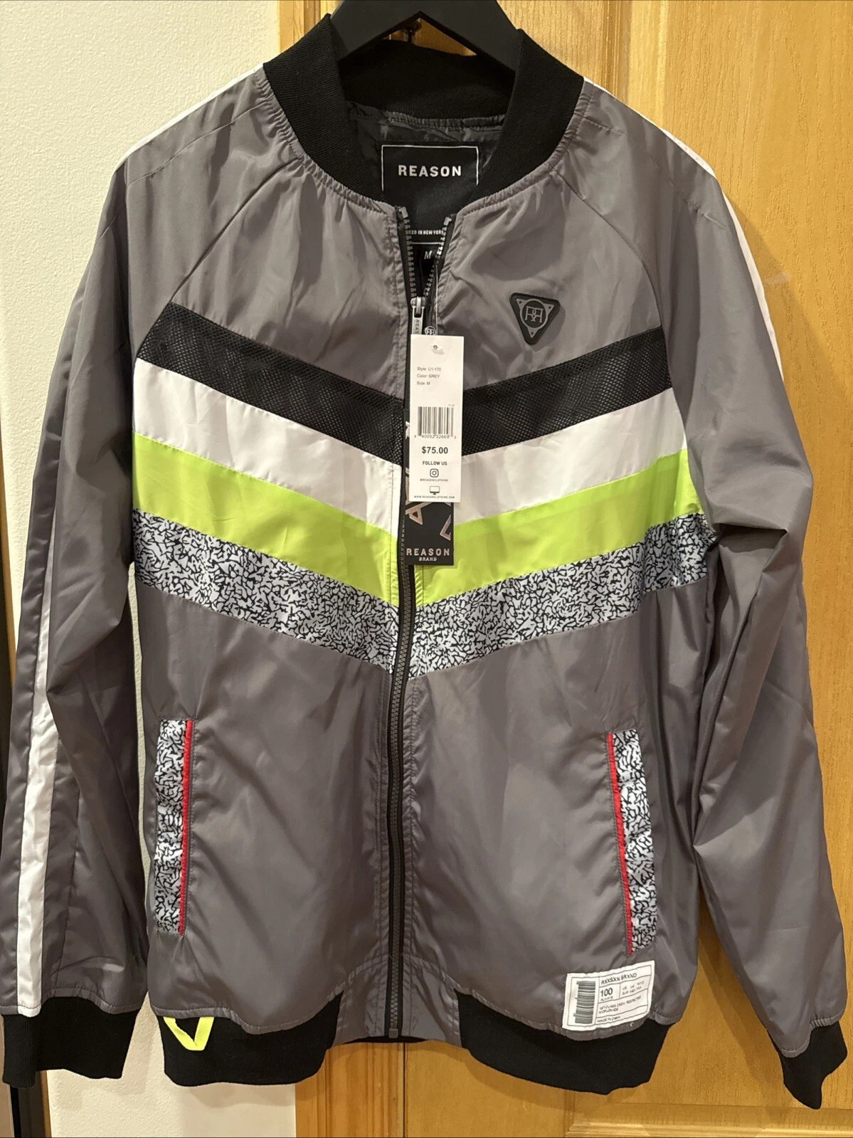 Reason Zip Front Lightweight Men’s Medium Jacket