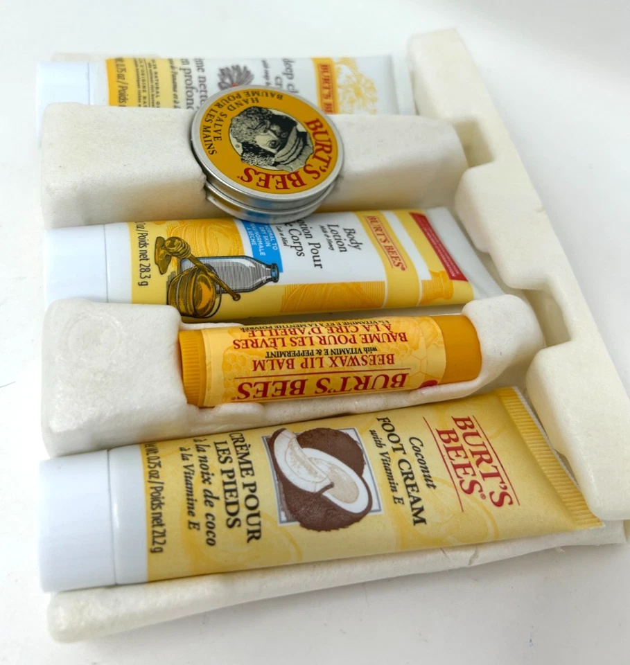 Kit Essential Burt's Bees (5 piezas) Foto 2 de 2